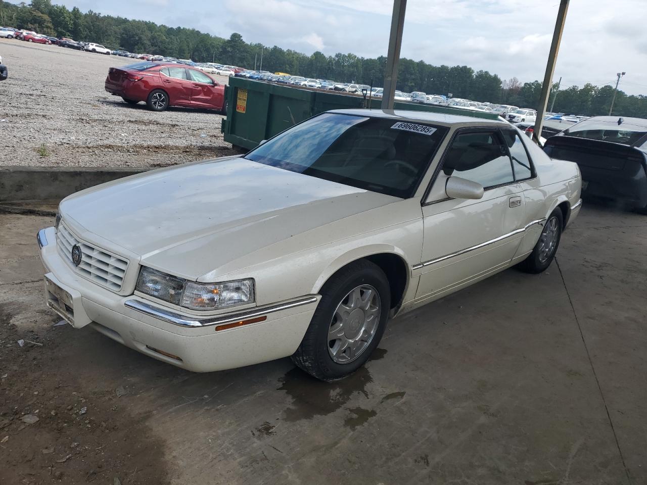 1997 Cadillac Eldorado Touring, VIN 1G6ET1295VU615161 — Бок