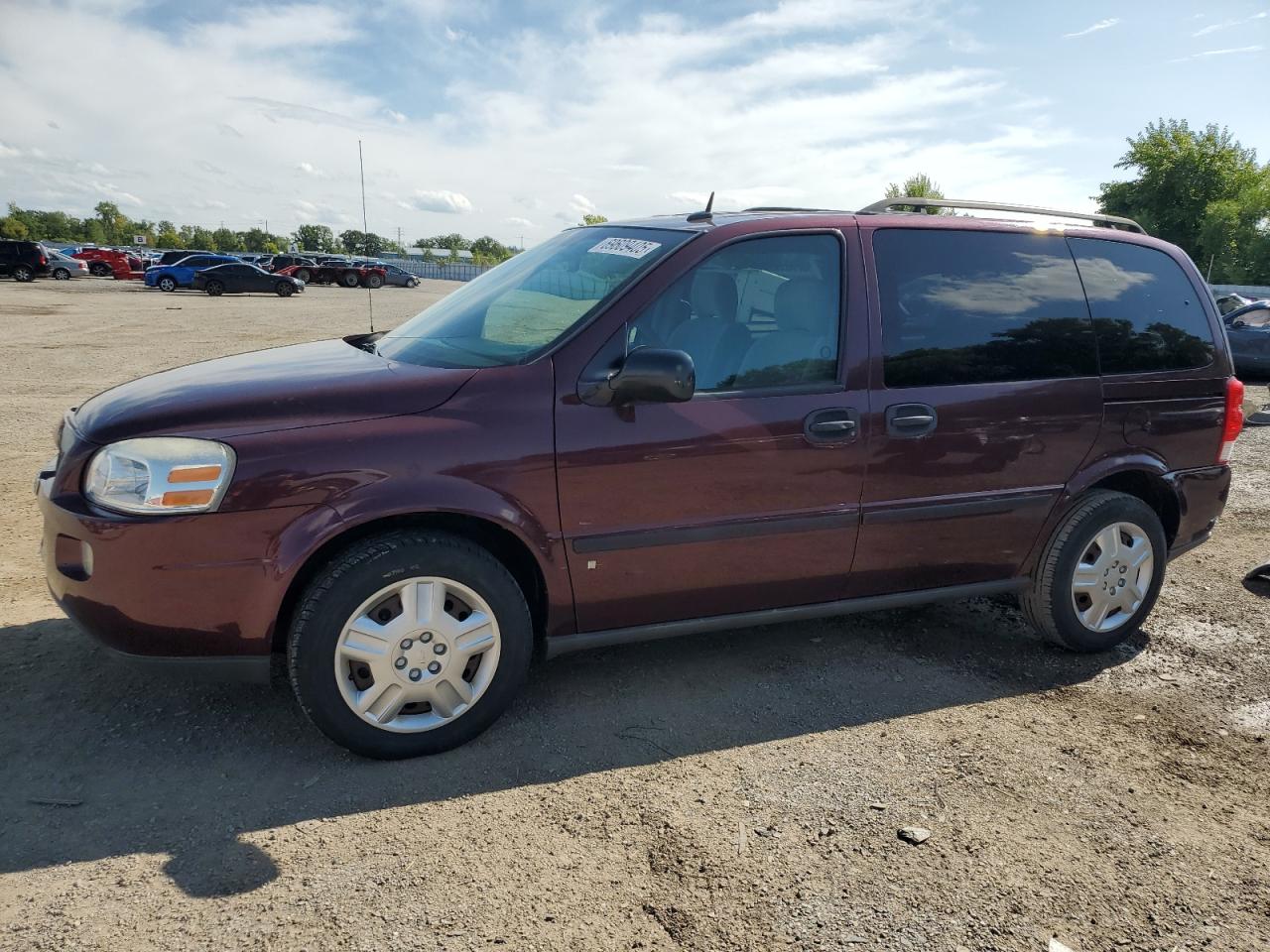 2009 Chevrolet Uplander LS, VIN 1GNDU23159D123067 — Front end