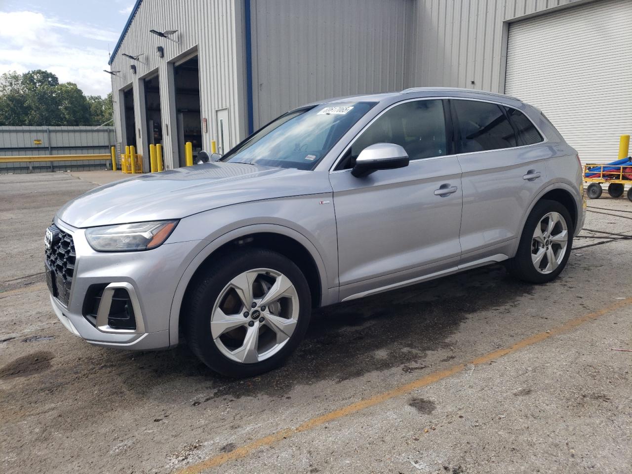 2023 Audi Q5 S line Premium Plus, VIN WA1EAAFY8P2176969 — Partial repair