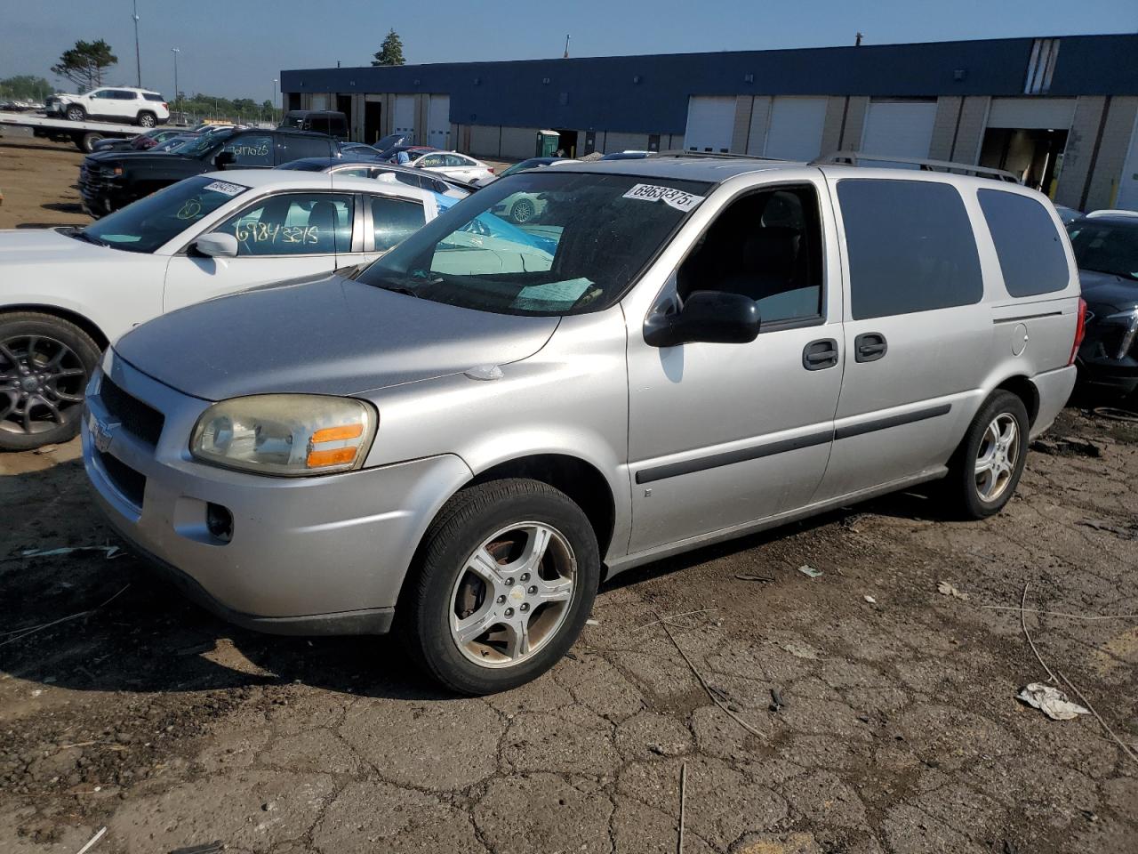 2008 Chevrolet Uplander LS, VIN 1GNDV23W08D160731 — Rear end