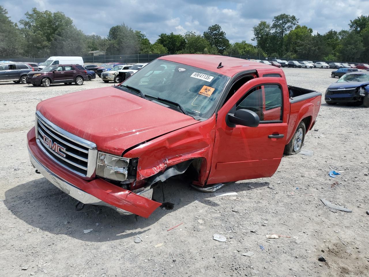 2013 GMC Sierra 1500 SLE, VIN 3GTP2VE77DG265818 — Auction photo