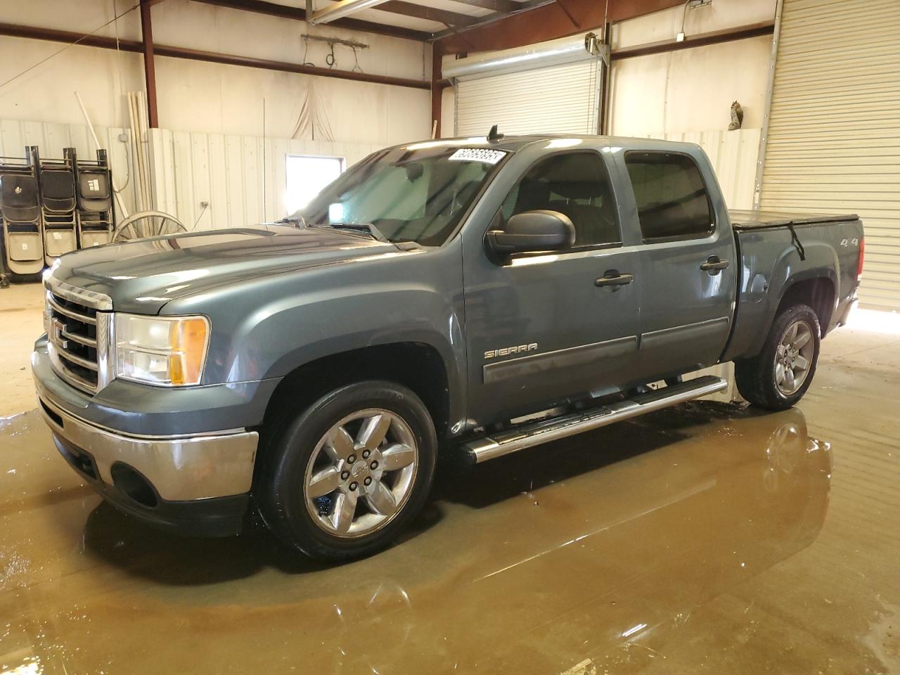 2013 GMC Sierra 1500 SLE, VIN 3GTP2VE71DG217344 — Rear end