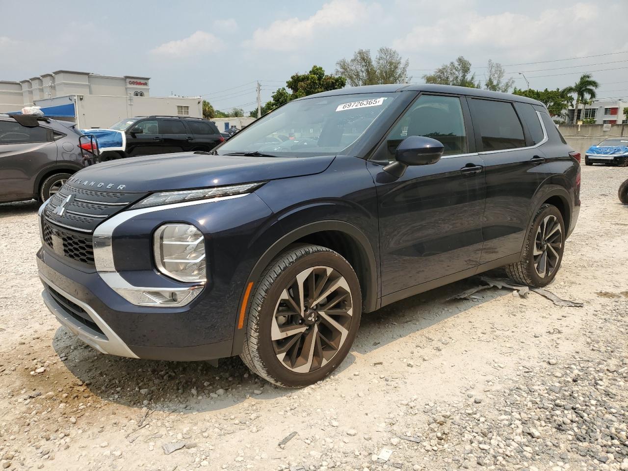 2024 Mitsubishi Outlander SE, VIN JA4J3VA89RZ085467 — Undercarriage