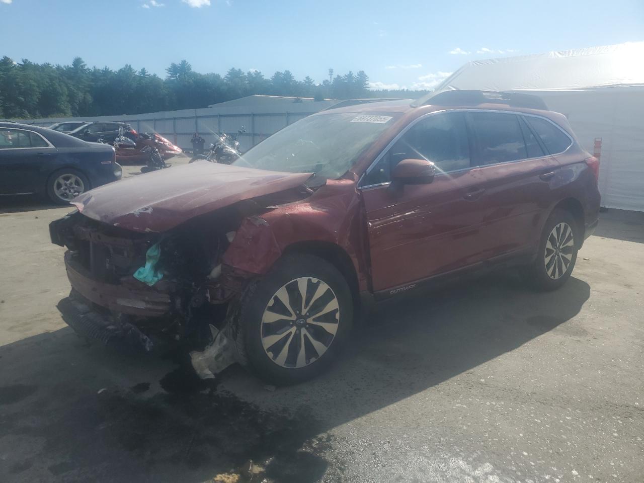 2016 Subaru Outback Limited, VIN 4S4BSANC6G3322044 — Front end
