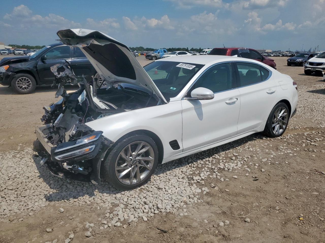 2022 Genesis G70 2.0T, VIN KMTG34TA5NU094928 — Front end