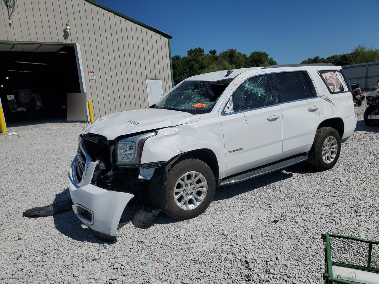 2015 GMC Yukon SLE, VIN 1GKS2AKC7FR101190 — Опрокидывание