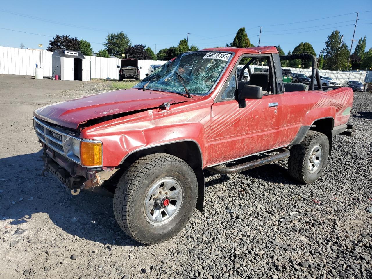 1987 Toyota 4Runner Deluxe, VIN JT4RN62S3H0097958 — Rollover