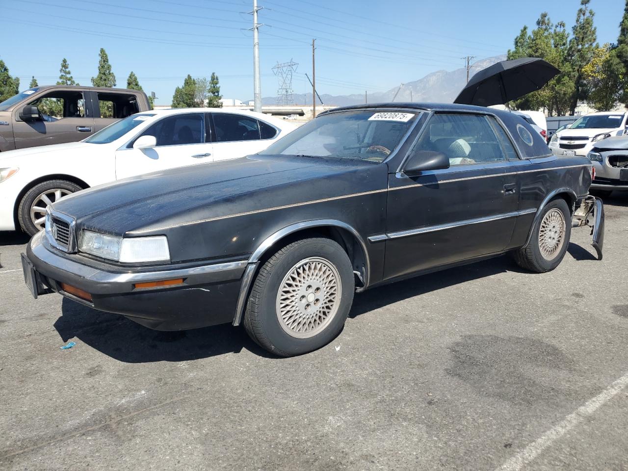 1991 Chrysler TC by Maserati, VIN ZC2FS1207MB207836 — Rear end