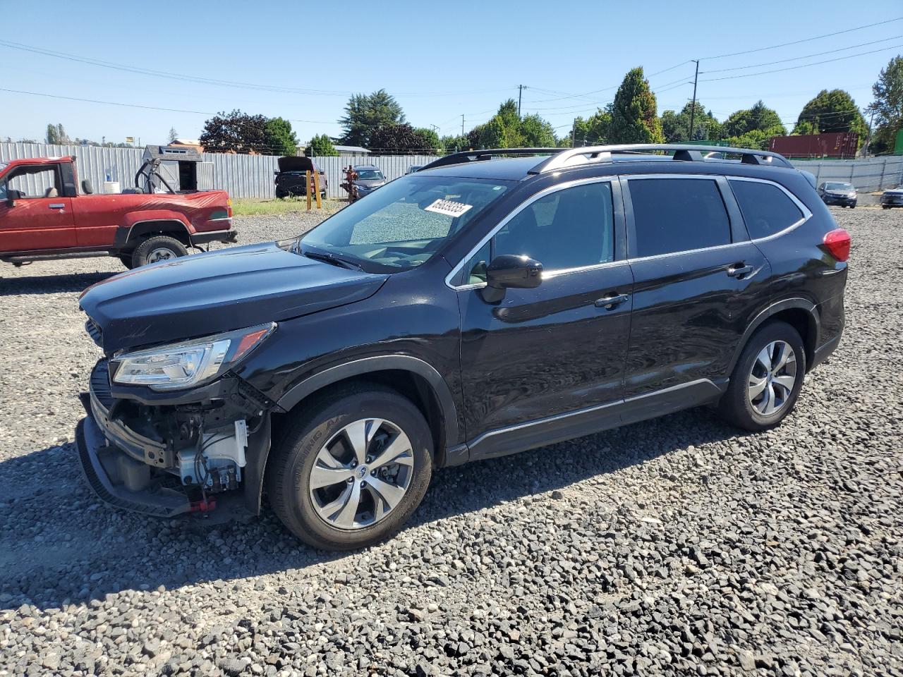 2021 Subaru Ascent Premium, VIN 4S4WMACD8M3454659 — Front end
