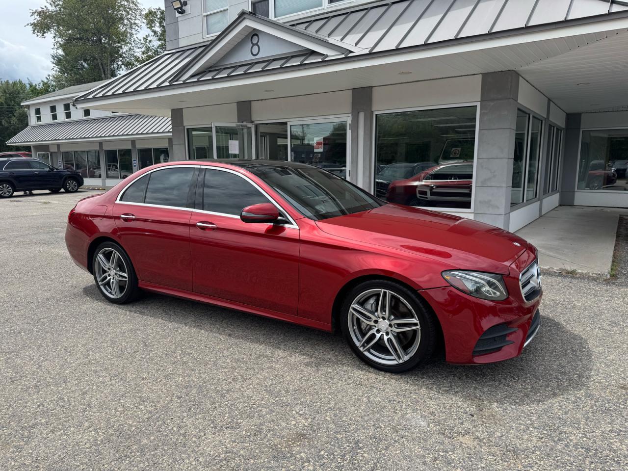 2017 Mercedes-Benz E 300 Luxury, VIN WDDZF4JB8HA119164 — Фото с аукциона