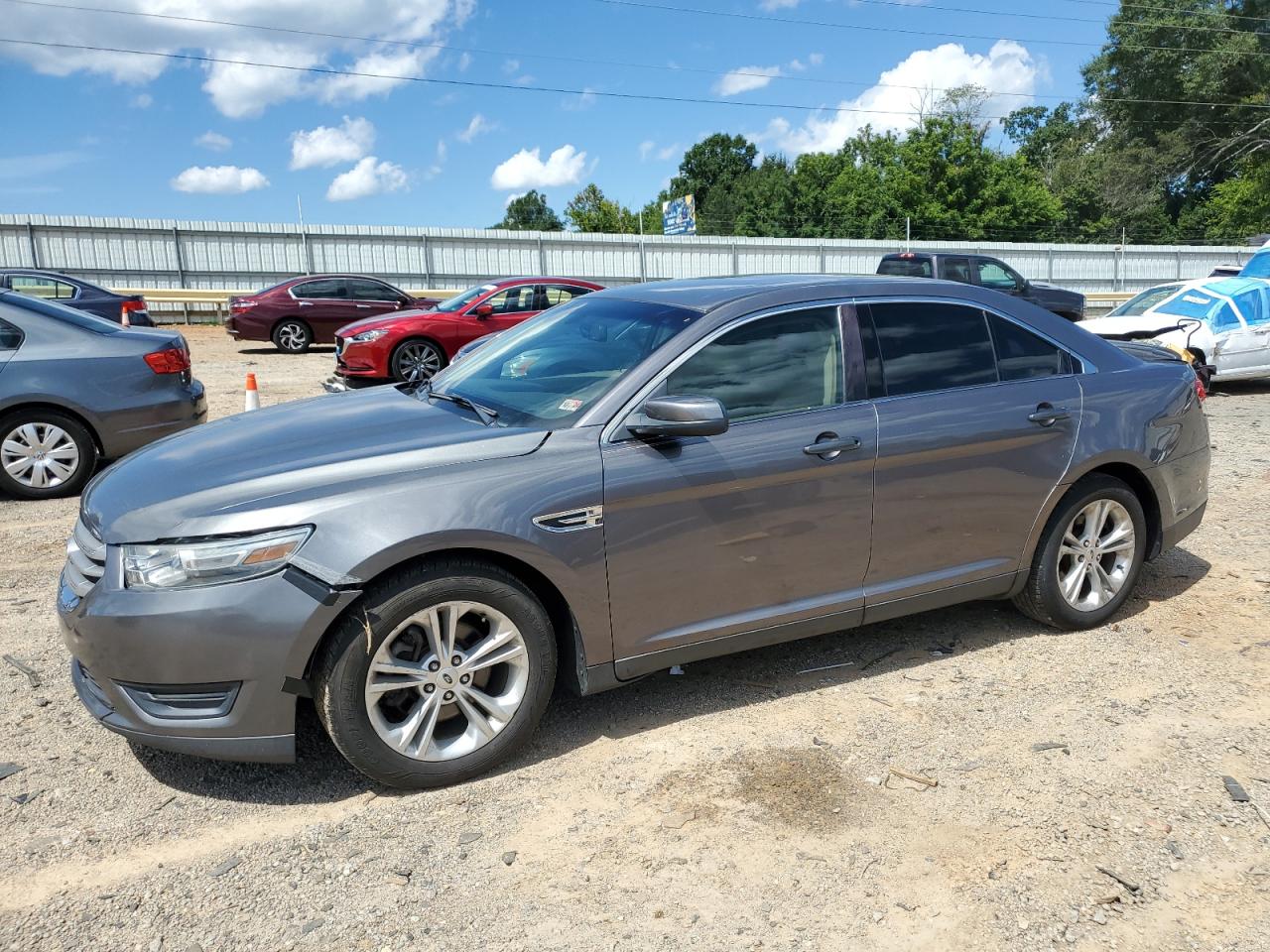 2013 Ford Taurus SEL, VIN 1FAHP2E82DG166225 — Front end