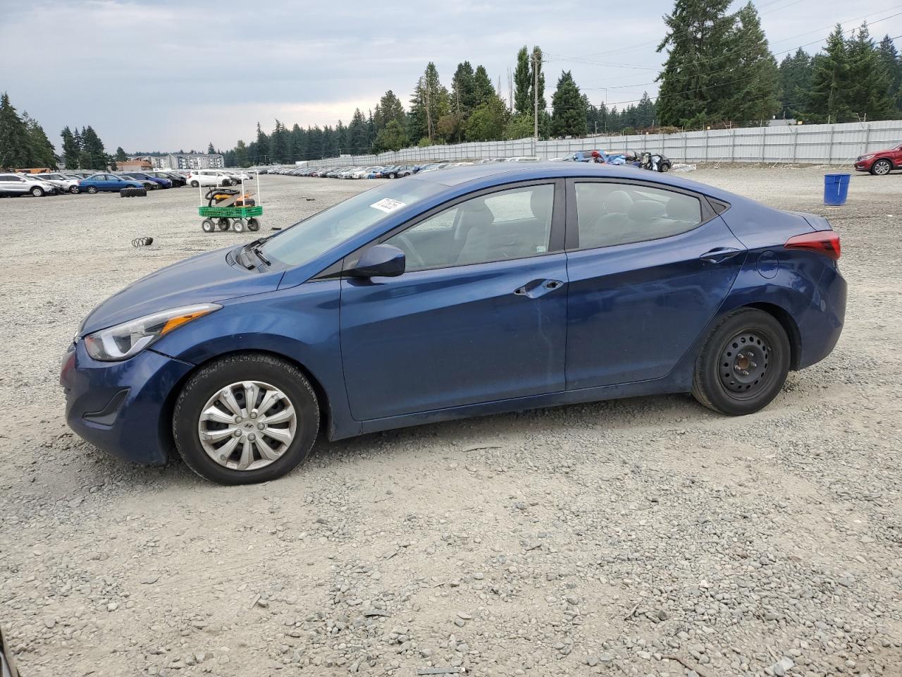 2016 Hyundai Elantra SE, VIN 5NPDH4AEXGH694057 — Vandalism