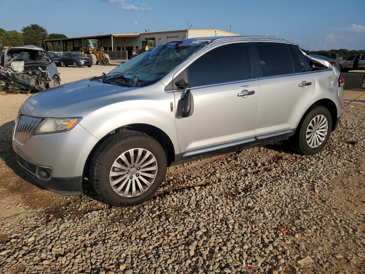 2011 Lincoln MKX, VIN 2LMDJ6JK1BBJ21316 — Roof