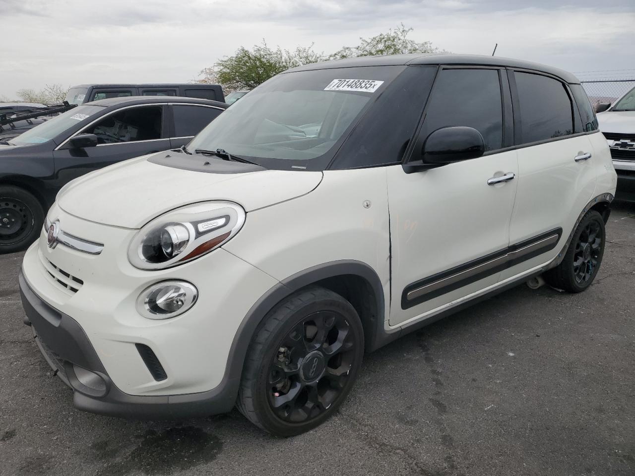 2016 FIAT 500L Urbana Trekking, VIN ZFBCFADH0GZ038340 — Rear end