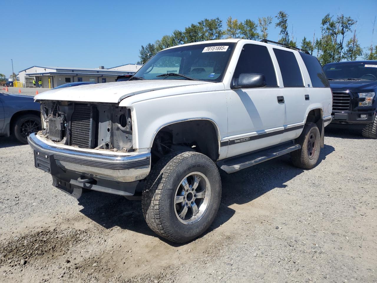 1995 GMC Yukon, VIN 1GKEK13K8SJ771116 — Front end