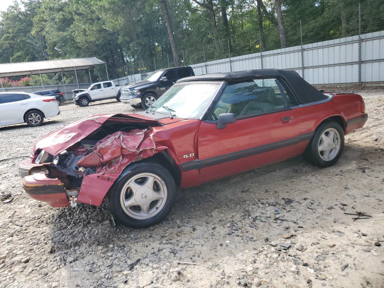 1991 Ford Mustang LX Sport, VIN 1FACP44EXMF194129 — Front end