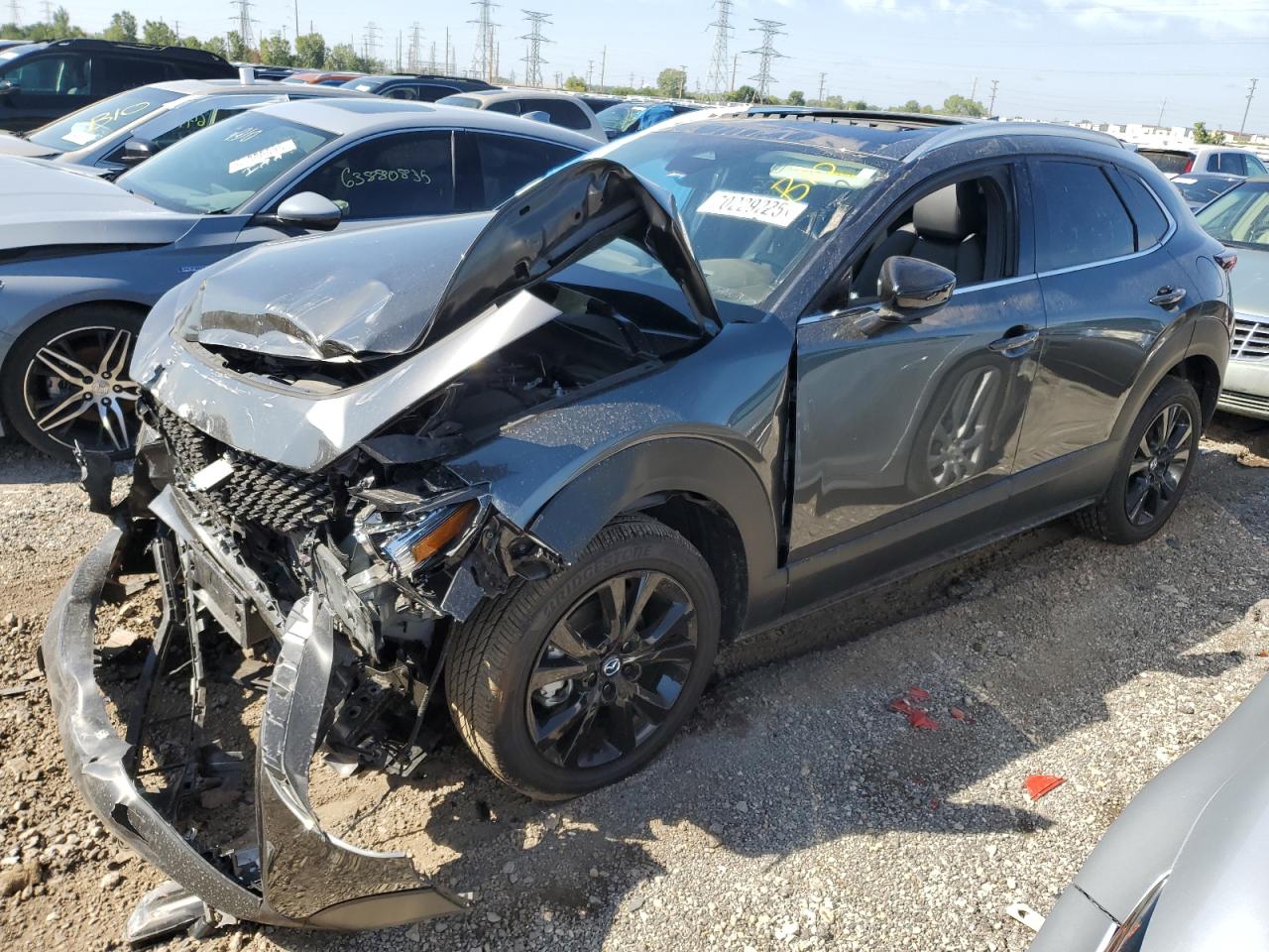 2024 Mazda CX-30 Premium Plus, VIN 3MVDMBEY6RM705992 — Front end