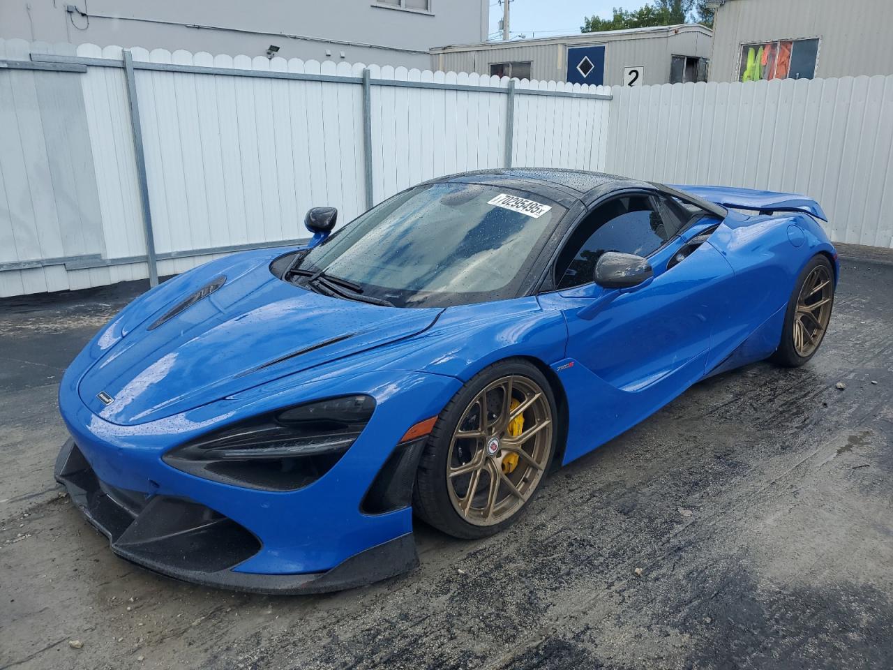 2019 McLaren 720S, VIN SBM14FCA4KW003734 — Undercarriage