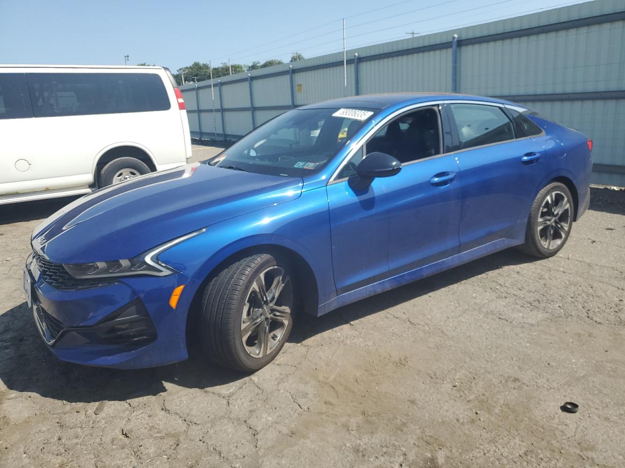 2022 Kia K5 GT-Line, VIN 5XXG64J29NG085933 — Side