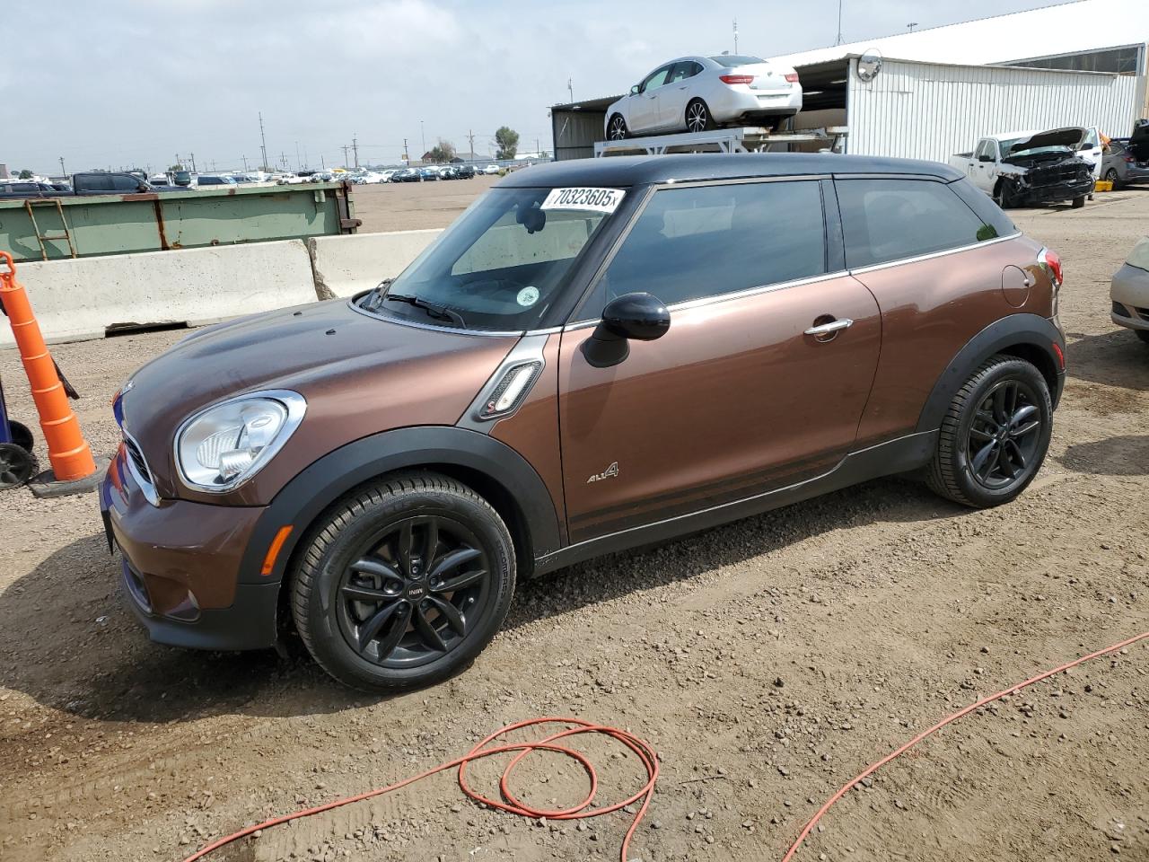 2014 MINI Paceman S, VIN WMWSS7C50EWN72397 — Side