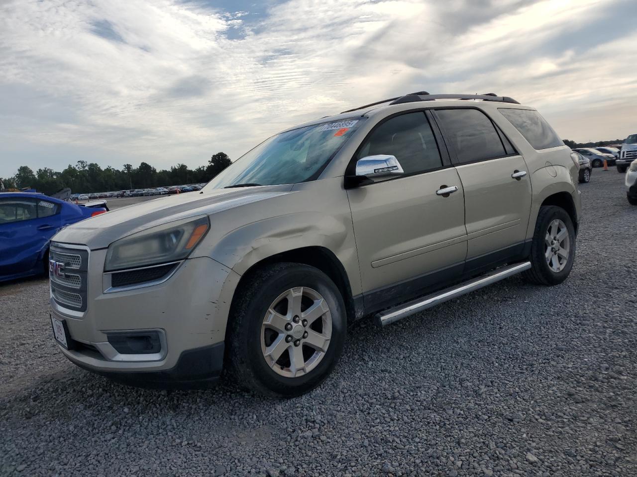 2014 GMC Acadia SLE, VIN 1GKKRPKD3EJ128939 — Side