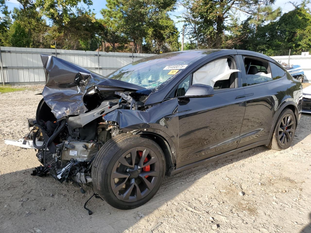 2024 Tesla Model X Plaid, VIN 7SAXCBE60RF438677 — Auction photo