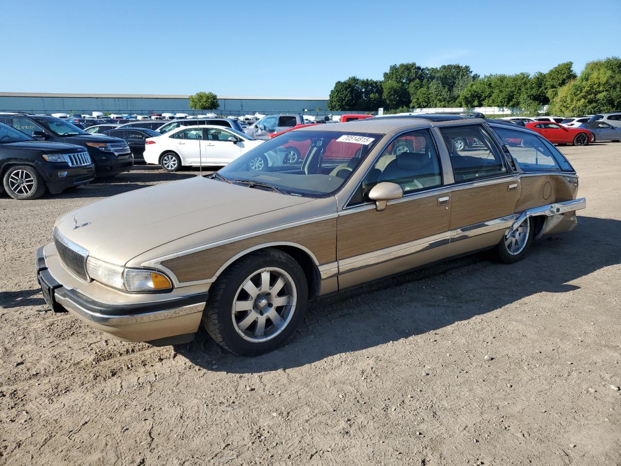 1994 Buick Roadmaster Estate, VIN 1G4BR82P5RR418064 — Rear end