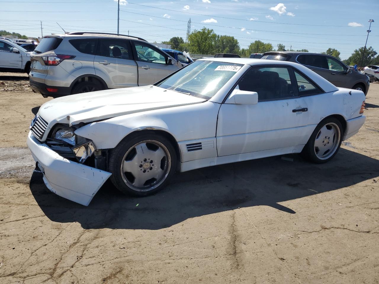 1990 Mercedes-Benz 500, VIN WDBFA66EXLF009124 — Front end