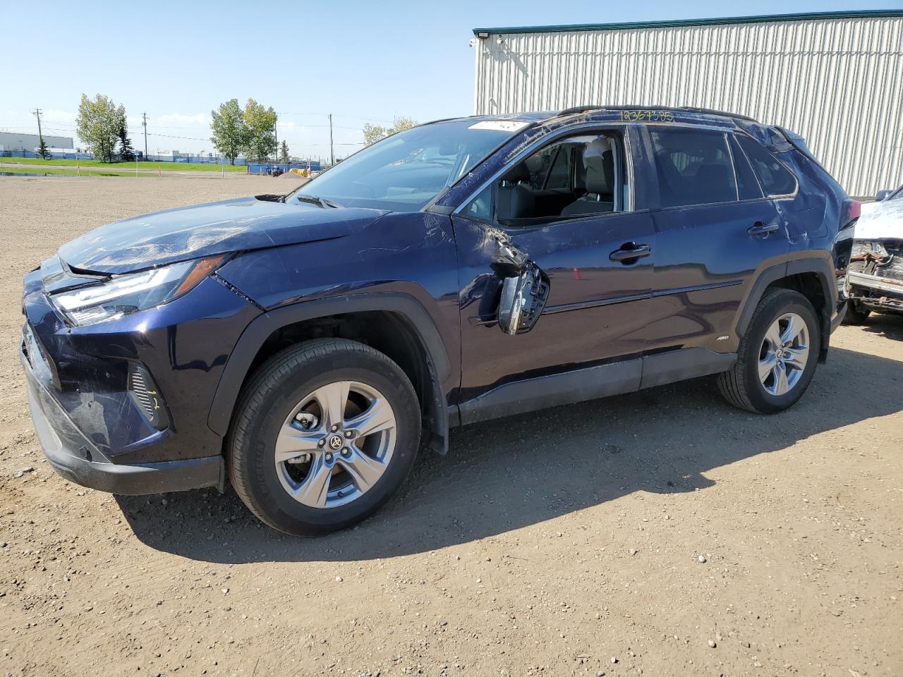 2025 Toyota RAV4 Hybrid XLE, VIN 2T3RWRFV6SW267123 — Front end