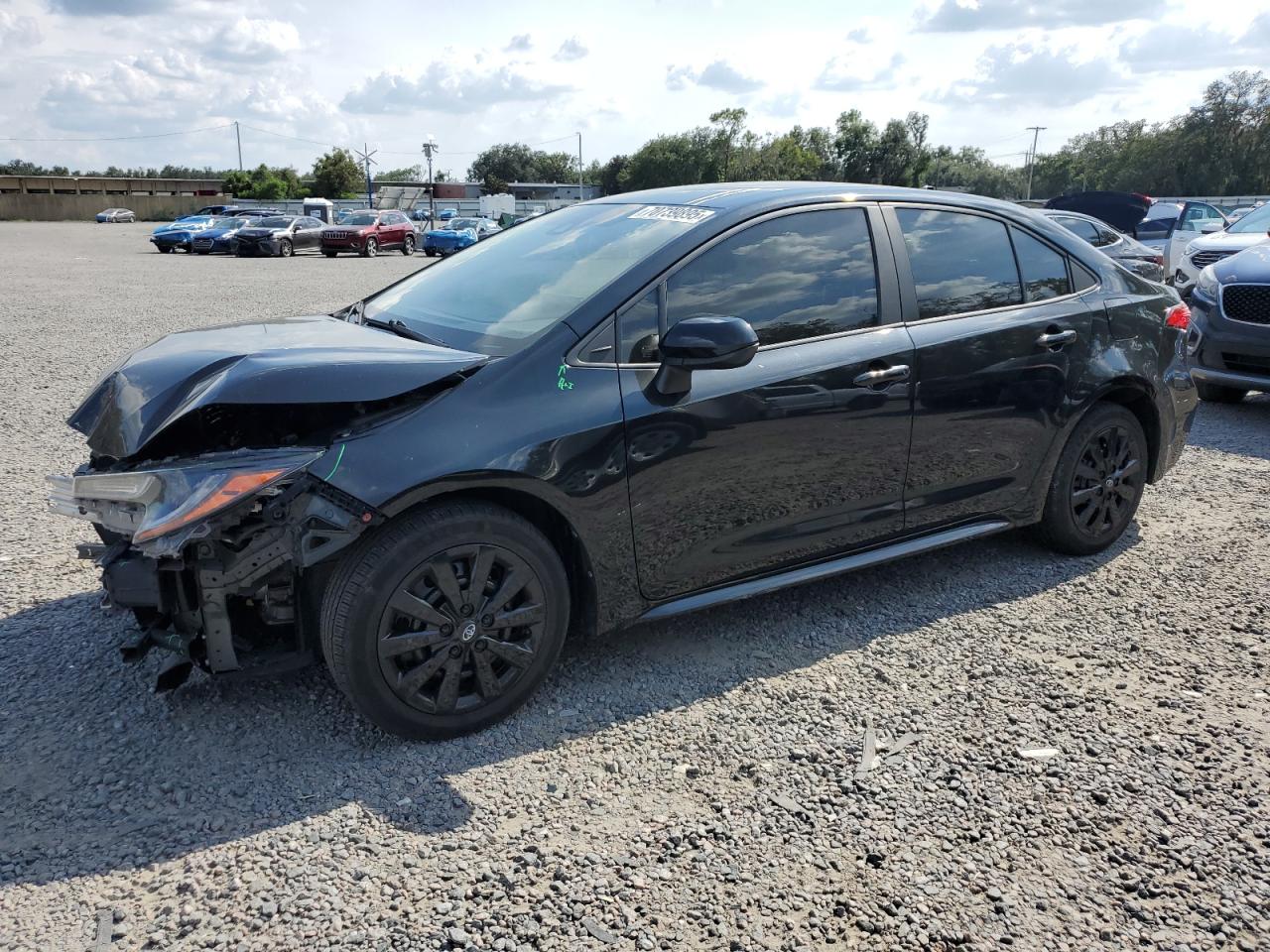 2021 Toyota Corolla LE, VIN JTDEPMAE3MJ152065 — Front end