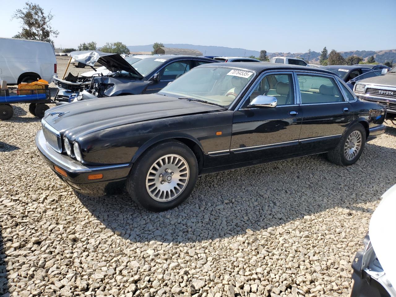 1996 Jaguar XJ Vanden Plas, VIN SAJKX6242TC779087 — Minor dents and scratches