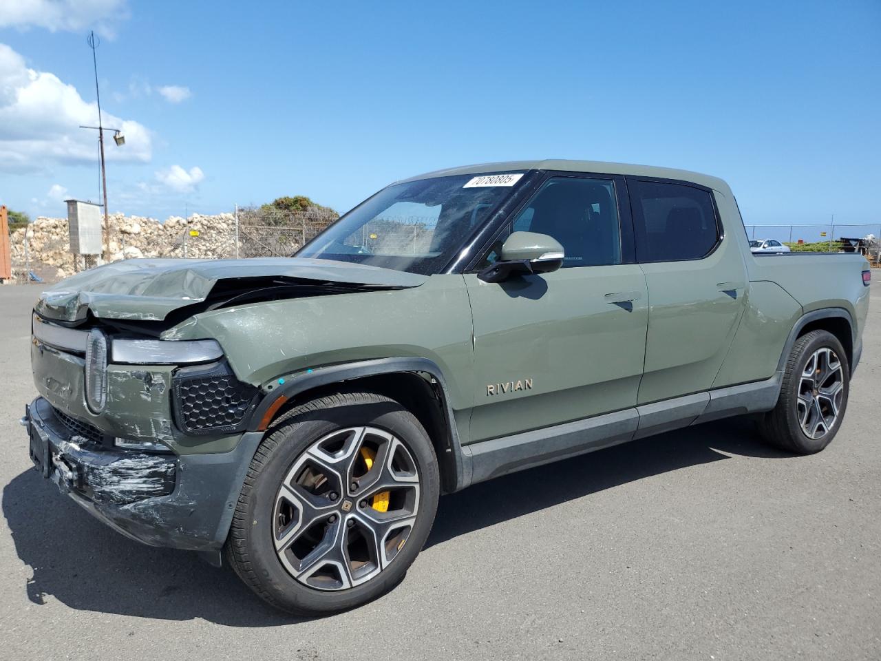 2024 Rivian R1T Launch Edition, VIN 7FCTGAAL9RN031734 — Front end