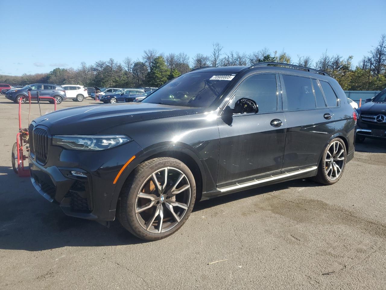 2022 BMW X7 xDrive40i, VIN 5UXCW2C00N9L30029 — Missing or altered VIN