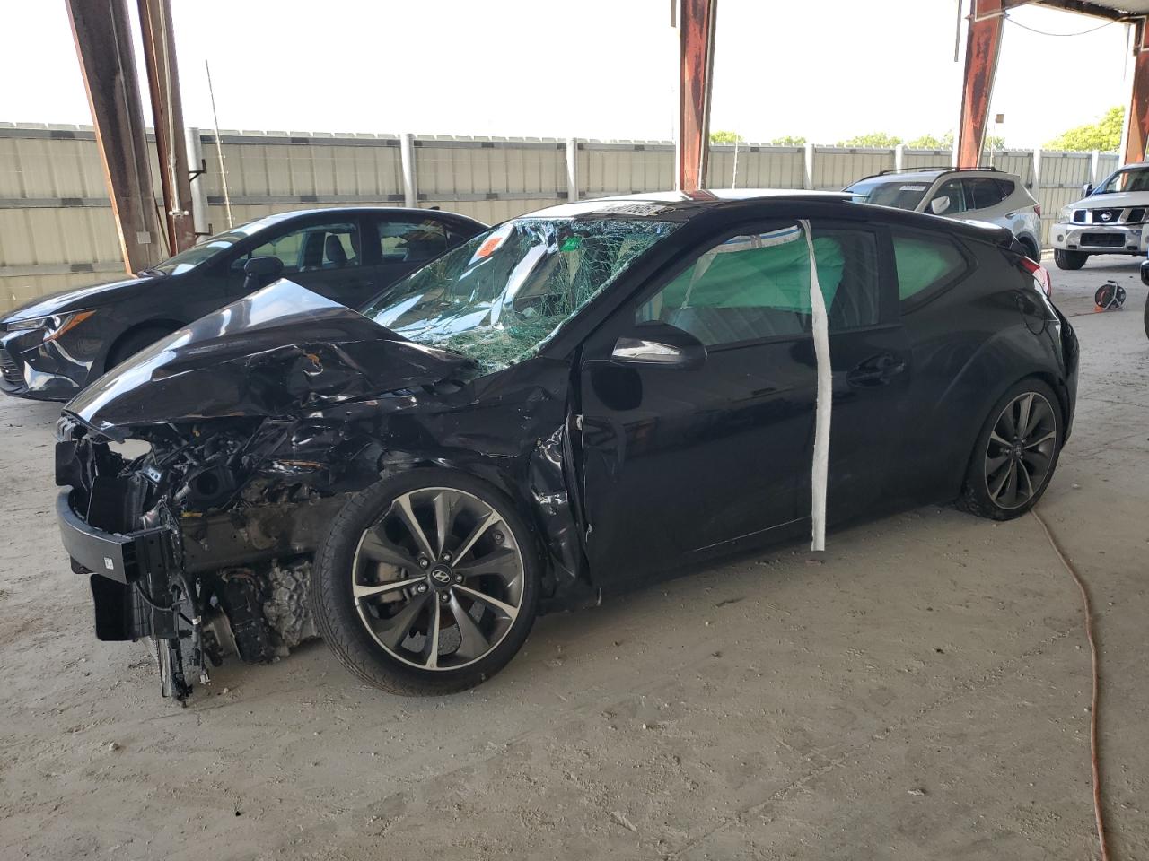 2020 Hyundai Veloster 2.0, VIN KMHTG6AF1LU029613 — Фото с аукциона