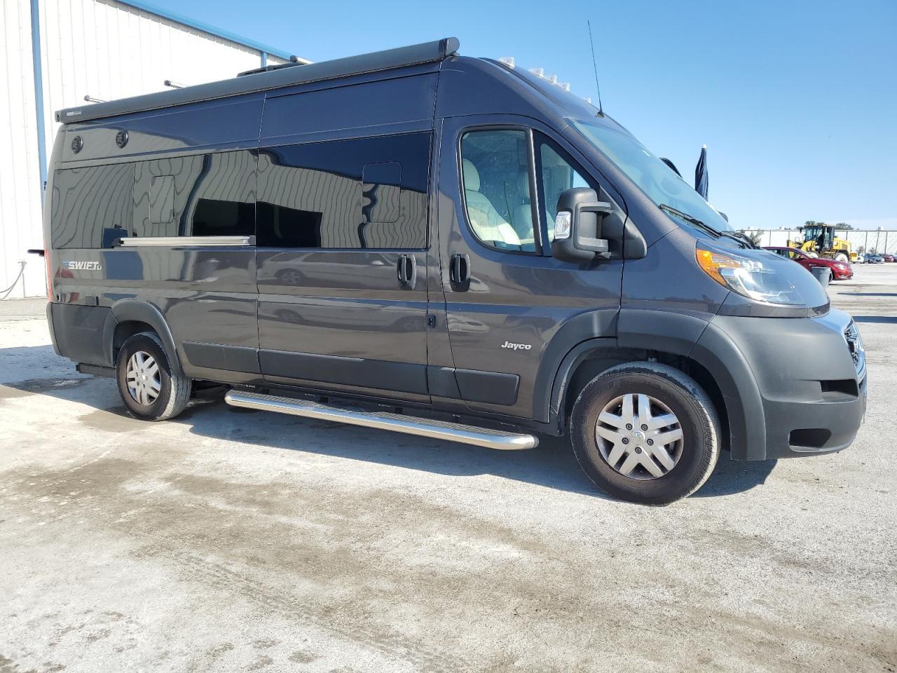 2022 Ram ProMaster Window Van, VIN 3C6MRVUGXME580695 — Burn