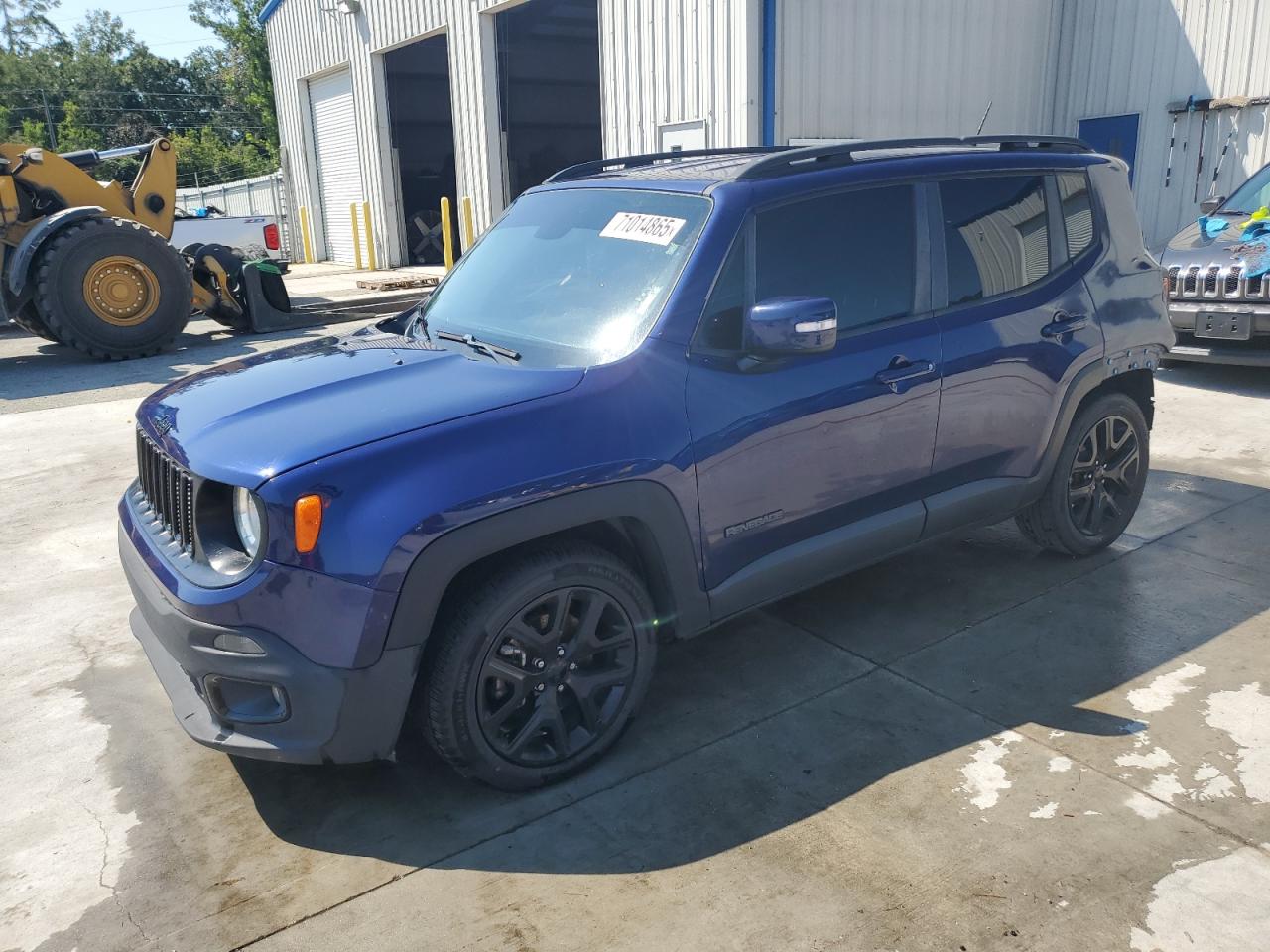 2017 Jeep Renegade Latitude, VIN ZACCJABB3HPG41907 — Rear end