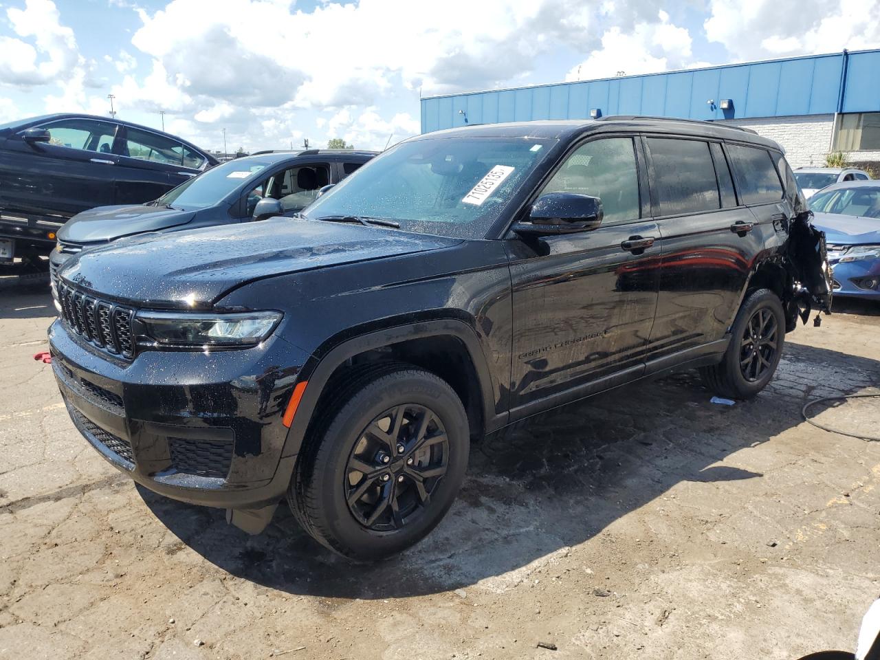 2024 Jeep Grand Cherokee Altitude X, VIN 1C4RJKAG1R8579509 — Rear end