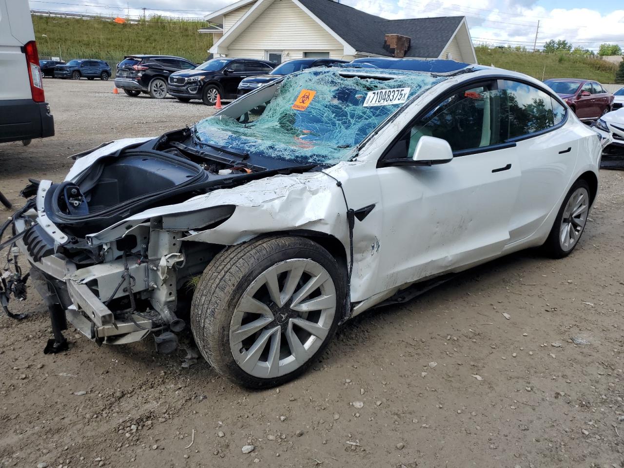 2023 Tesla Model 3 Long Range, VIN 5YJ3E1EB8PF479536 — Опрокидывание