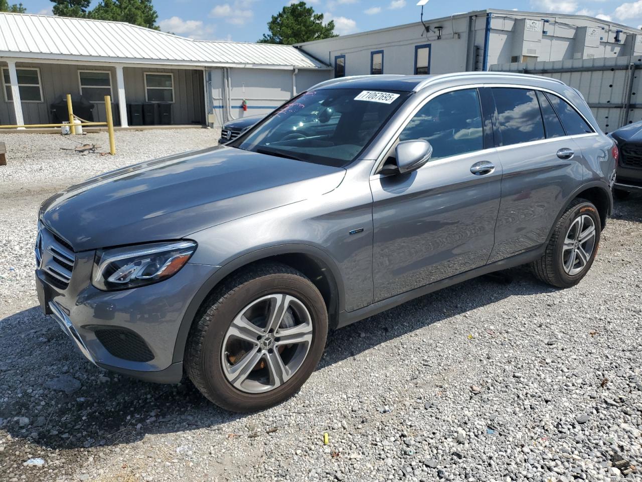 2019 Mercedes-Benz GLC 350e, VIN WDC0G5EB7KF628280 — Rear end