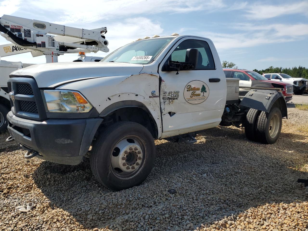 2018 Ram 5500 Tradesman, VIN 3C7WRMALXJG147300 — Side