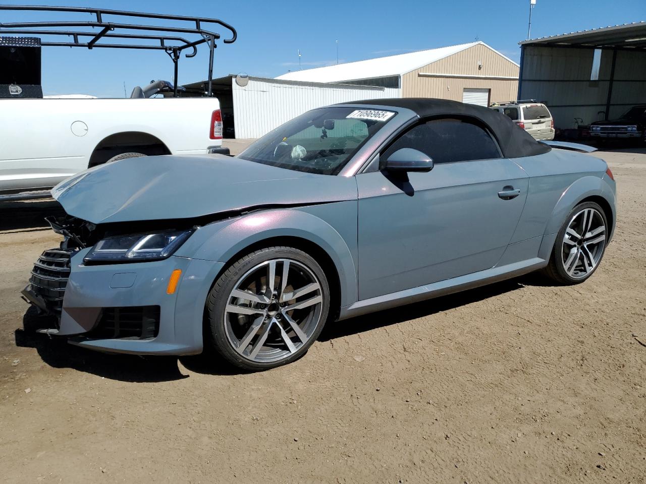 2018 Audi TT Roadster, VIN TRUT5CFV3J1003687 — Перед