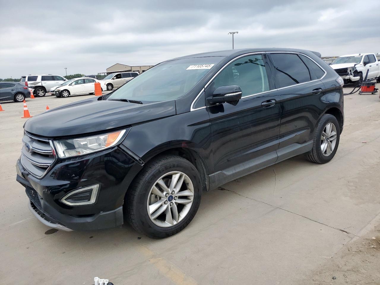 2017 Ford Edge SEL, VIN 2FMPK3J93HBC16938 — Front end
