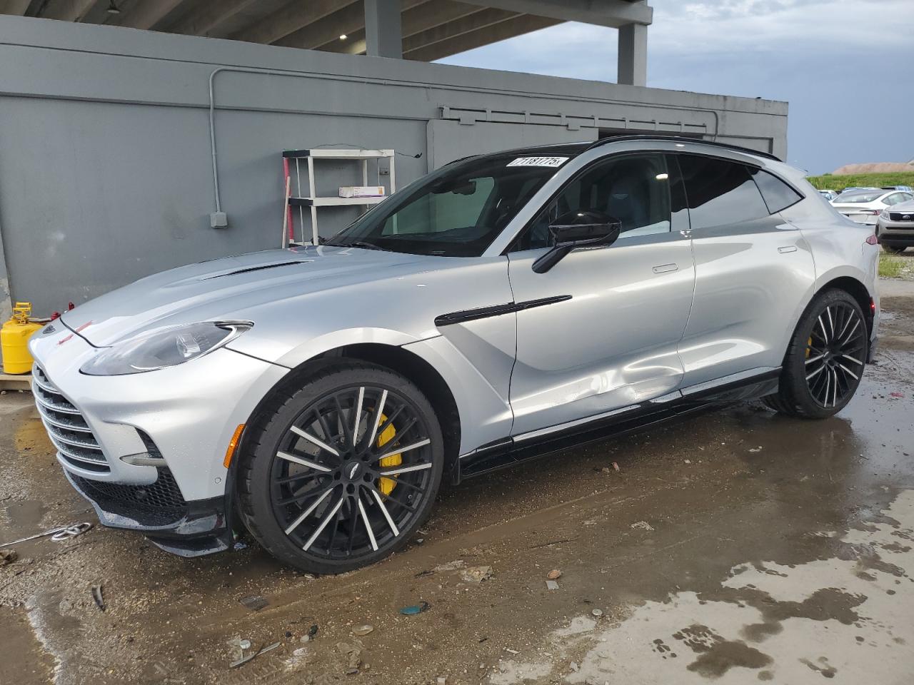 2023 Aston Martin DBX 707, VIN SD7VUJBW5PTV08328 — Бок