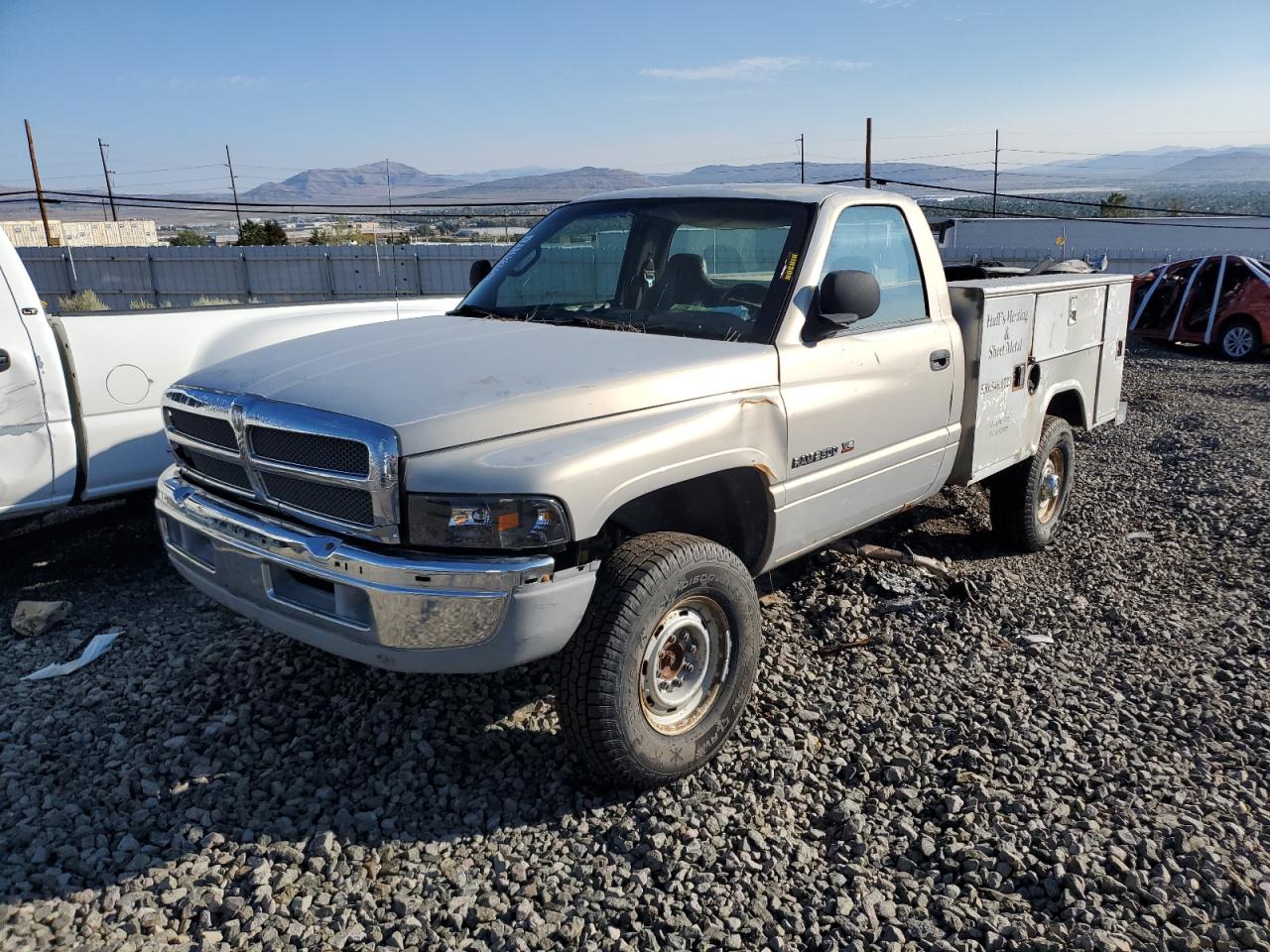 1999 Dodge RAM, VIN 3B6KF26ZXXM586906 — Front end