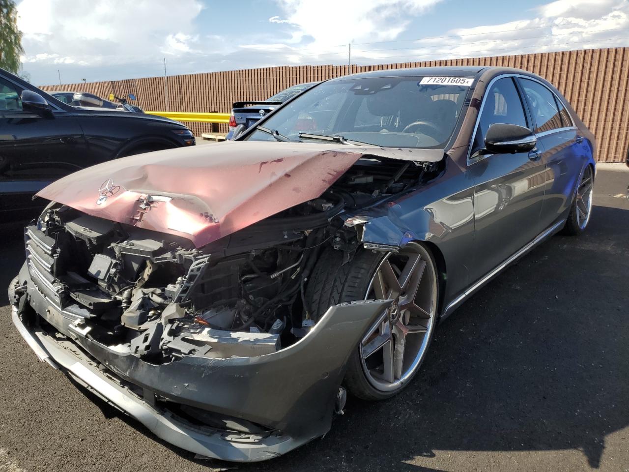 2018 Mercedes-Benz S 560, VIN WDDUG8DB7JA403868 — Front end