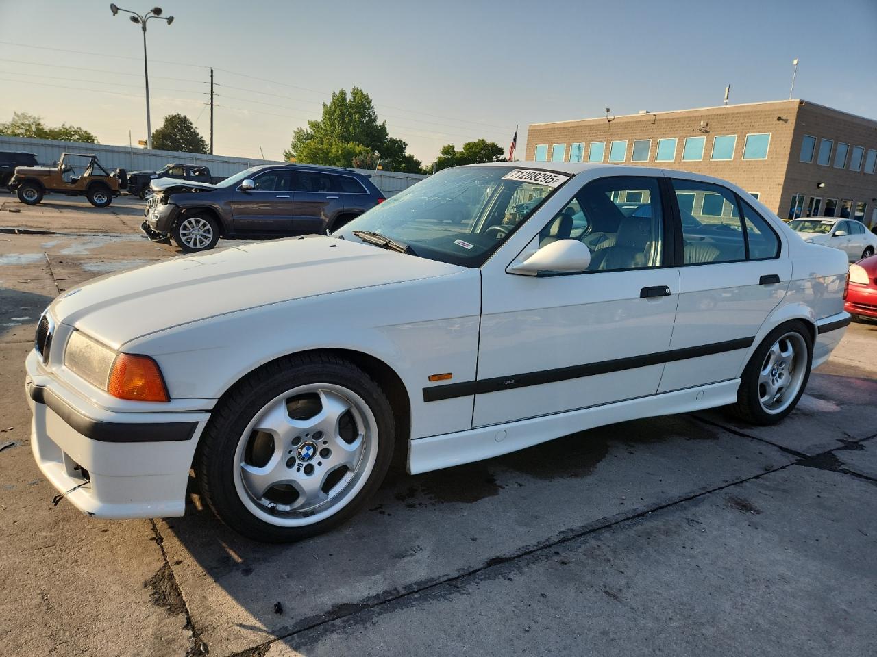 1997 BMW M3, VIN WBSCD0322VEE11954 — Перед