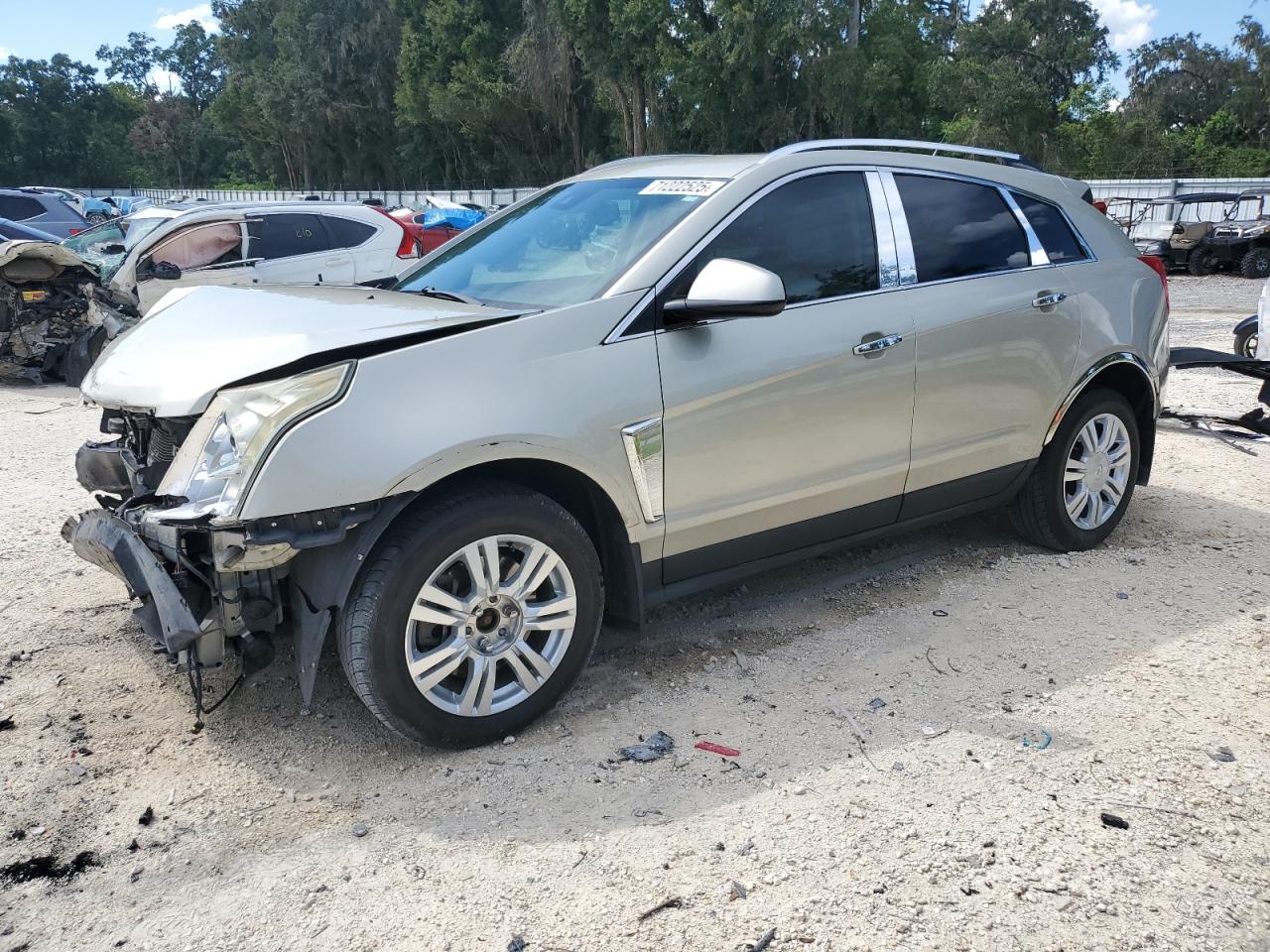 2013 Cadillac SRX Luxury Collection, VIN 3GYFNCE39DS554193 — Front end