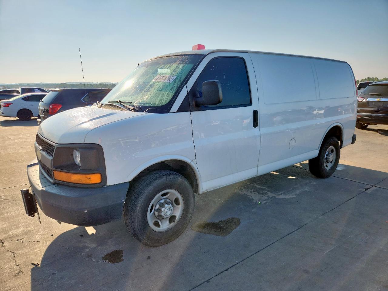 2016 Chevrolet Express G3500, VIN 1GCZGGFF7G1315163 — Normal wear