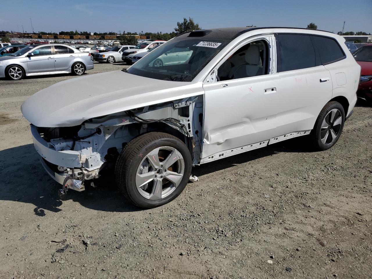 2025 Volvo Ex90, VIN 7JDEV3VK1SG005115 — Stripped