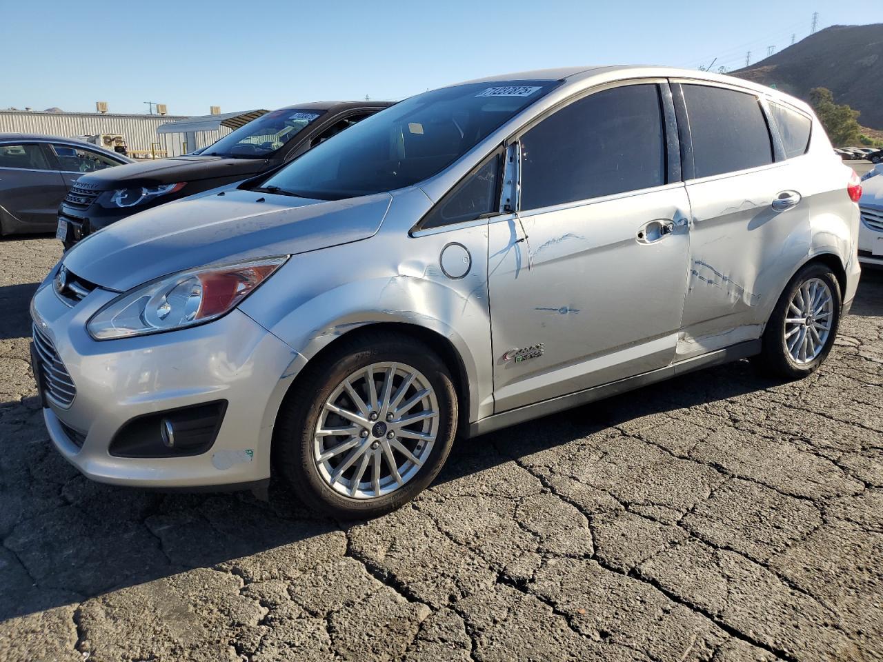 2013 Ford C-Max SEL, VIN 1FADP5CU7DL537807 — Side